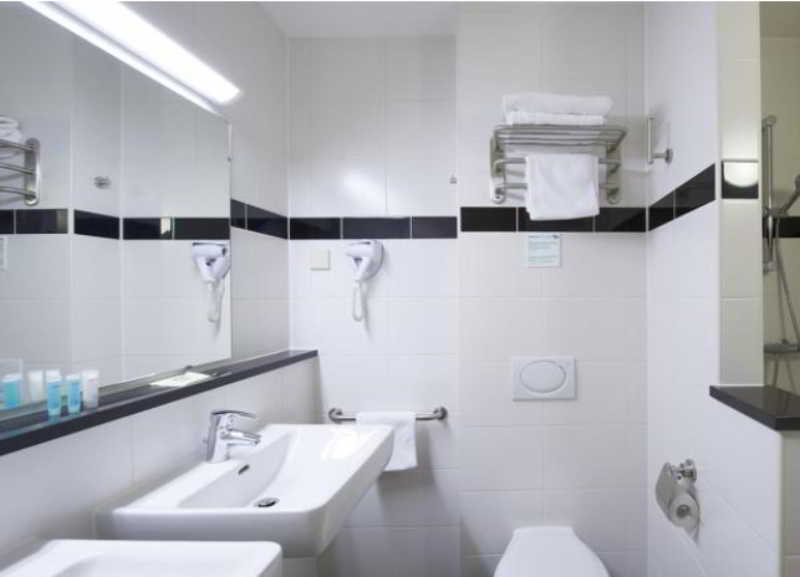 Bastion Hotel Roosendaal Eksteriør bilde